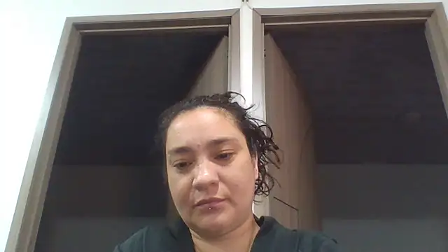 Snapshot of _im_alaya chatting on 10-15-25, 08:39 im alaya online show from 10-15-25, 08:39