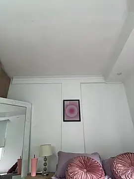 jessy rios online show from 10-27-25, 08:10