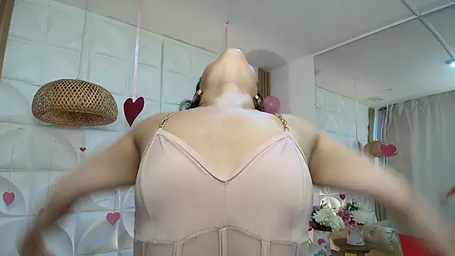 Lily rousee  online show from 02-13-26, 12:38