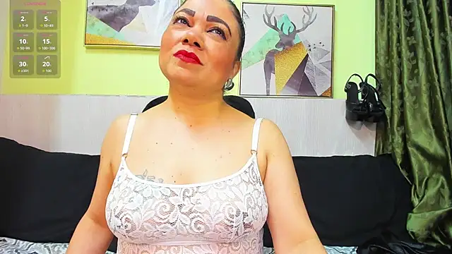 AtheneaArbelaez  online show from 12-02-25, 08:43