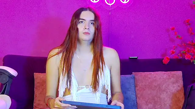 Maylu Fox online show from 11-05-25, 12:30