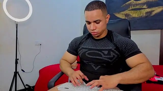 DylanGuss online show from 10-03-25, 02:29