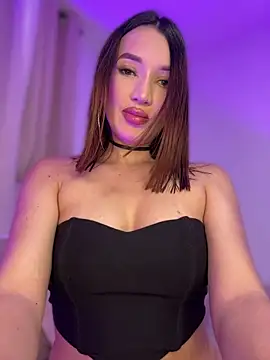 Bella-taylorr online show from 05-08-26, 11:14