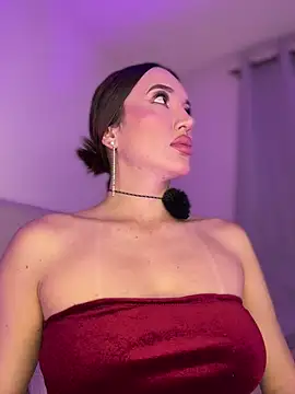 Bella-taylorr online show from 02-28-26, 06:35