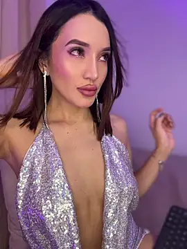 Bella-taylorr online show from 05-15-26, 11:30