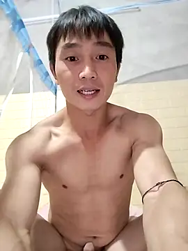 Snapshot of Boytasexy chatting on 09-28-25, 10:33 Boytasexy online show from 09-28-25, 10:33