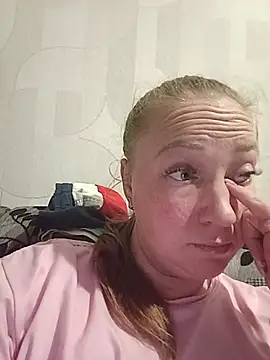 Snapshot of Kiss_Eva chatting on 05-19-26, 07:21 Kiss Eva online show from 05-19-26, 07:21