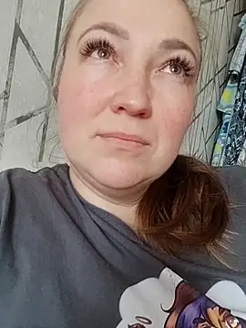 Kiss Eva online show from 03-04-26, 12:13