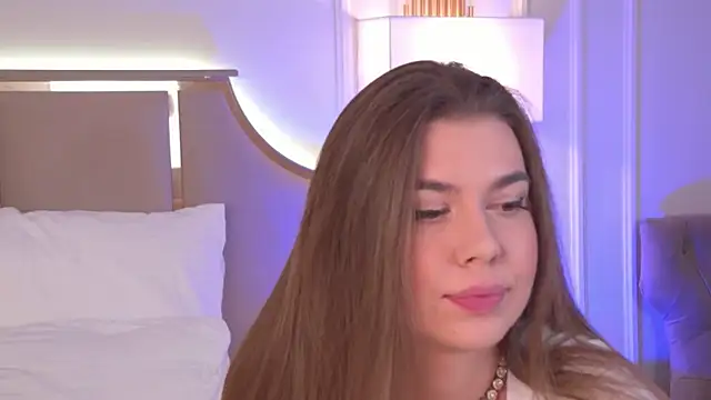 AshleyEvance online show from 12-02-25, 04:14