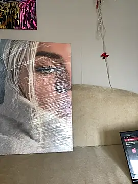 April Purr online show from 03-29-26, 09:22