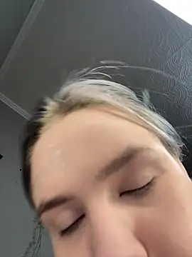 April Purr online show from 04-03-26, 09:49