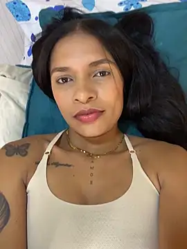 Luna025 online show from 10-04-25, 05:31