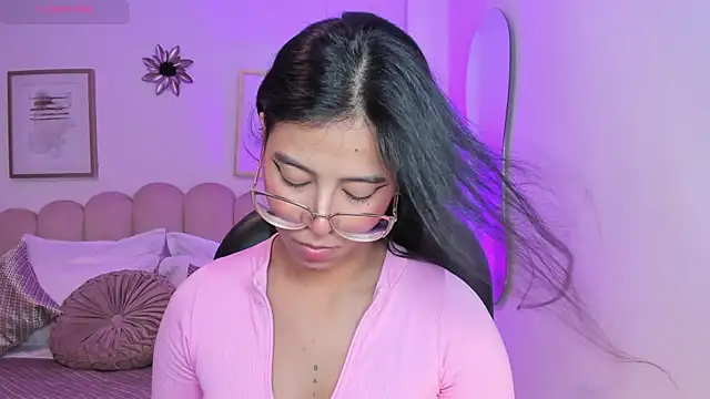 raven stonee online show from 04-09-26, 11:44