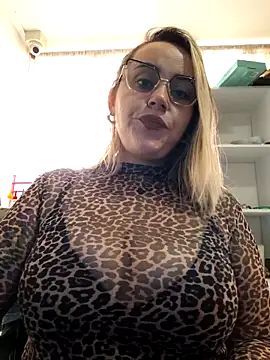 CurvyLust x online show from 11-06-25, 03:38