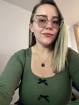 CurvyLust x online show from 05-22-26, 04:05