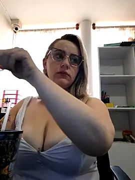 CurvyLust x online show from 10-23-25, 02:16