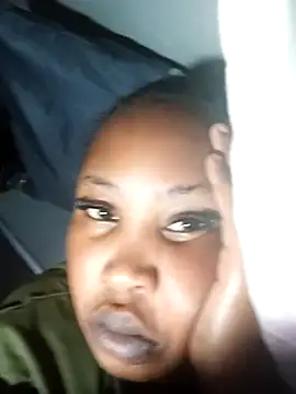 OCEANSQUITERXXX online show from 10-31-25, 05:09