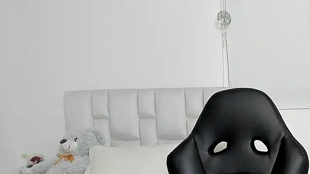 Ms milarose online show from 11-23-25, 02:43