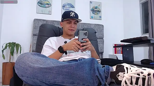 david santos16 online show from 12-17-25, 02:38