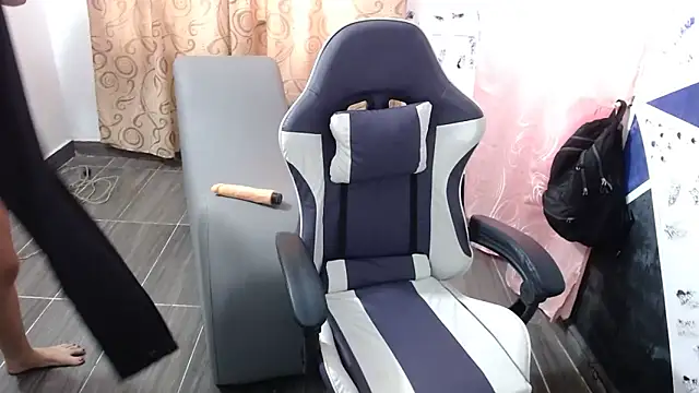 shy luna18 online show from 02-25-26, 01:55