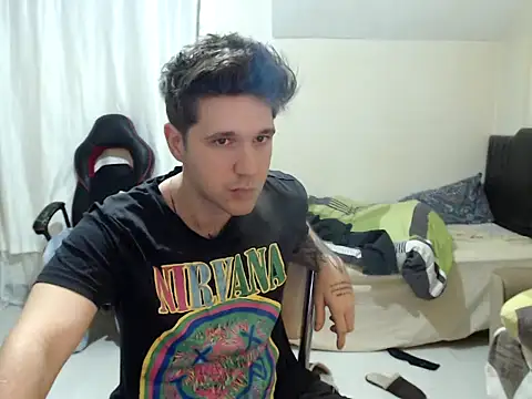 2handsomemann online show from 10-04-25, 08:43