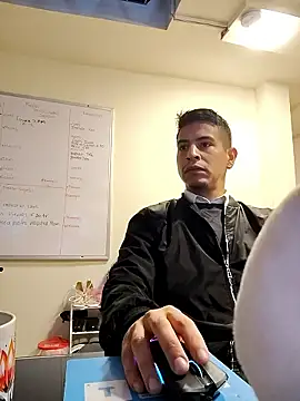 Juann-cock online show from 01-12-26, 11:39