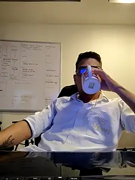 Juann-cock online show from 10-02-25, 12:14