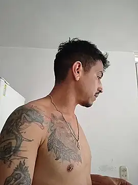 Juann-cock online show from 05-12-26, 07:09