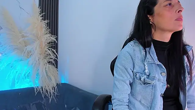 ShaunaDream online show from 03-08-26, 02:48