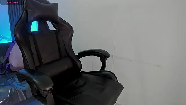 ShaunaDream online show from 03-01-26, 05:07