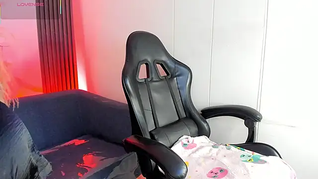 ShaunaDream online show from 03-06-26, 03:45