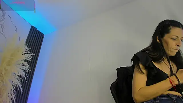 ShaunaDream online show from 03-04-26, 04:53