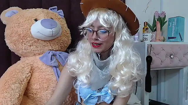 VioletxBloom online show from 09-27-25, 08:15