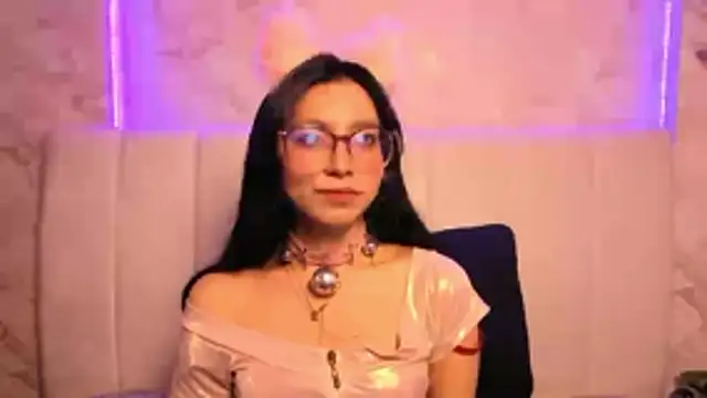 VioletxBloom online show from 11-20-25, 08:26