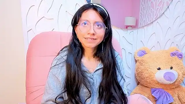 VioletxBloom online show from 04-15-26, 08:53