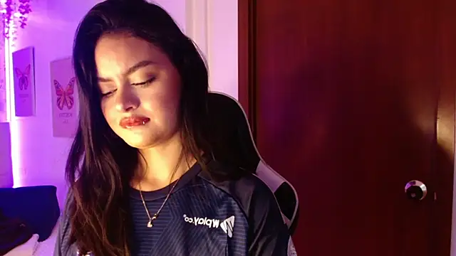 Snapshot of Sofia_Tanaka chatting on 09-09-25, 12:25 Sofia Tanaka online show from 09-09-25, 12:25