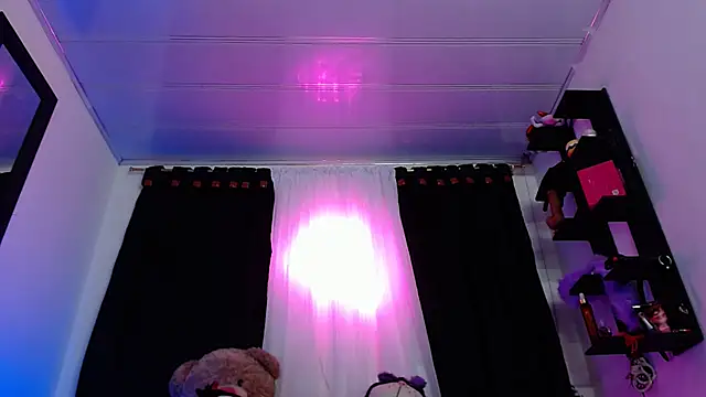 valerii fox 69 online show from 05-23-26, 03:27