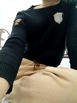 Buny vera online show from 11-17-25, 01:53