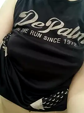 Snapshot of Buny_vera chatting on 07-04-26, 02:10 Buny vera online show from 07-04-26, 02:10
