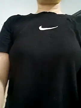 Snapshot of Buny_vera chatting on 06-11-26, 01:08 Buny vera online show from 06-11-26, 01:08