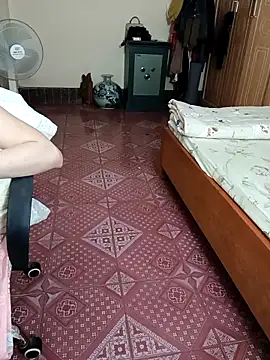 Moona heny online show from 11-09-25, 02:54