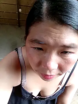 Snapshot of quynhkoolbae chatting on 10-09-25, 03:40 quynhkoolbae online show from 10-09-25, 03:40