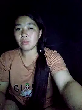 Snapshot of quynhkoolbae chatting on 09-23-25, 03:52 quynhkoolbae online show from 09-23-25, 03:52