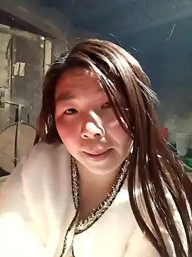 quynhkoolbae online show from 12-19-25, 01:13