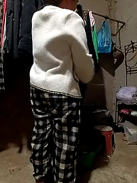 quynhkoolbae online show from 01-17-26, 12:31