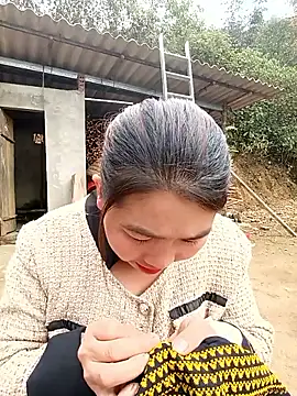 quynhkoolbae online show from 01-19-26, 01:42