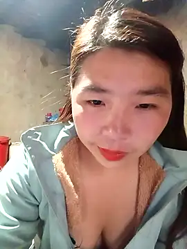 quynhkoolbae online show from 12-17-25, 01:54