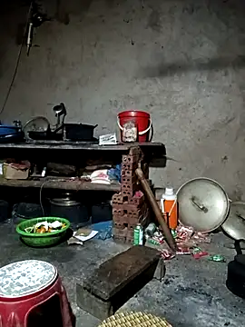 quynhkoolbae online show from 03-29-26, 01:13