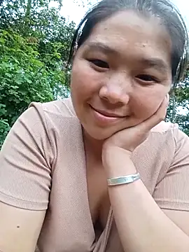 quynhkoolbae online show from 06-15-26, 11:10
