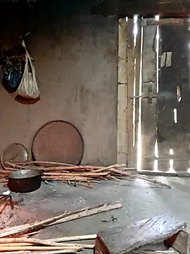 quynhkoolbae online show from 10-30-25, 05:17